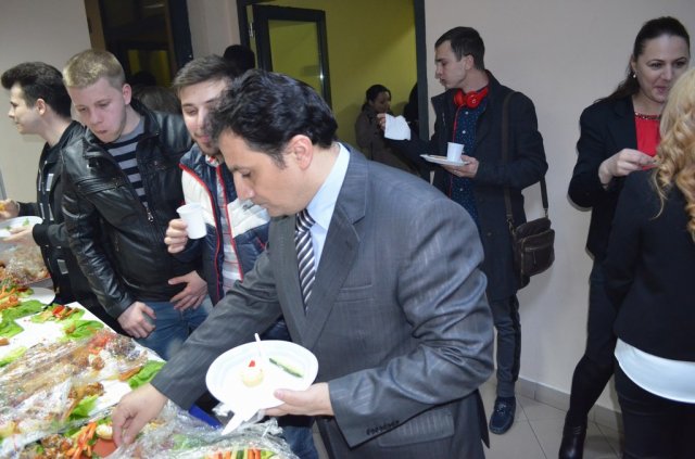 Conferința intermediară